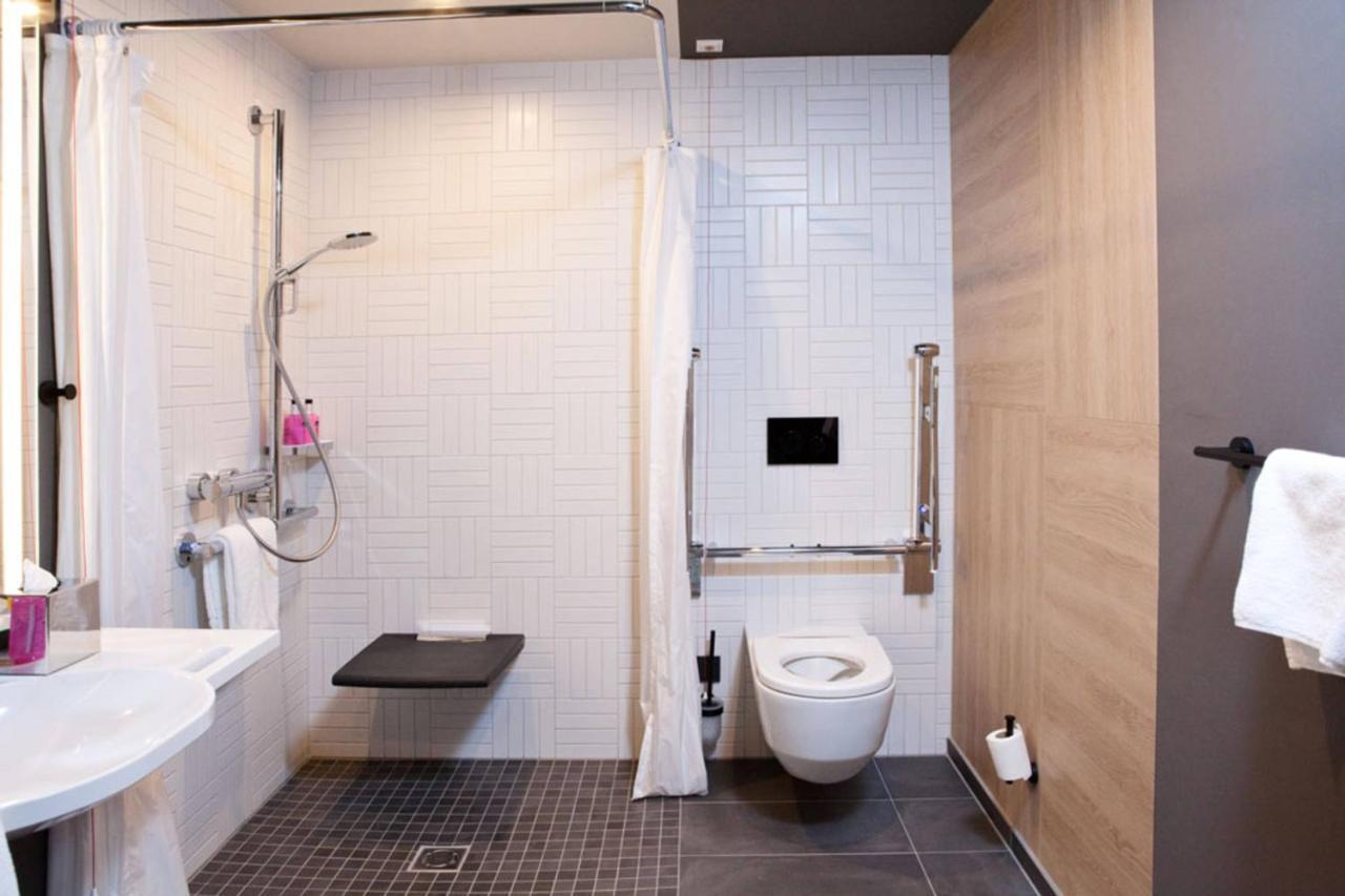 Moxy Rust Hotell Exteriör bild